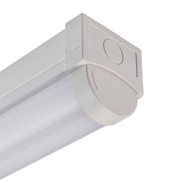 Saxby 107138 20/31.5W 4FT RularPRO LED CCT Batten Standard