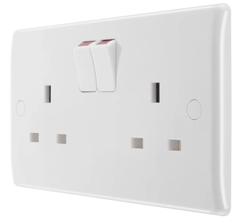 BG 822 White Moulded 13A Double Switched Socket