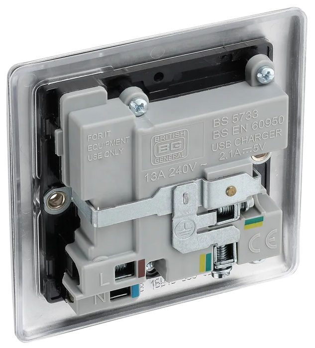 BG Nexus NBS21U2B Socket Outlet with USB Charger 13A