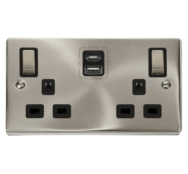 Click Scolmore Deco VPSC586BK 2G 13A SW SKT 4.2A A&C USB INGOT Satin Chrome