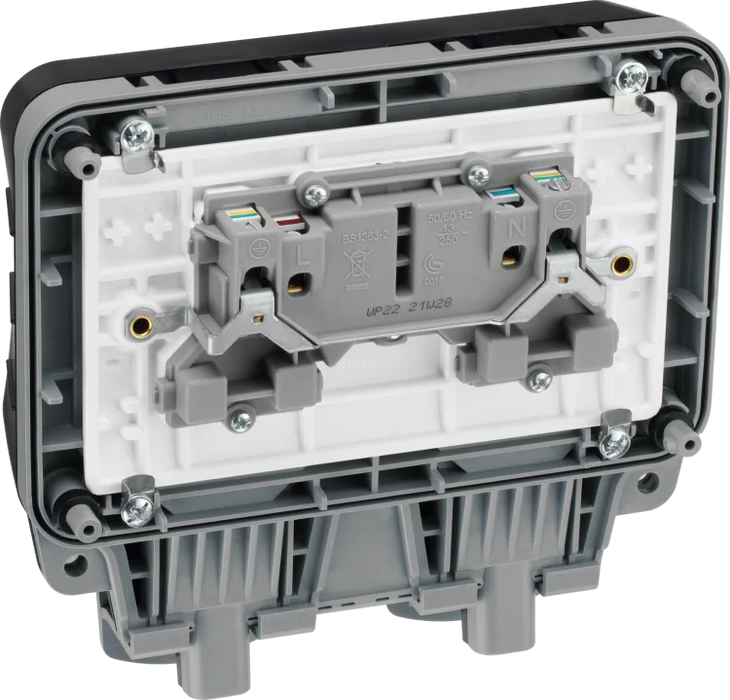BG Strom WP22 IP66 13A 2G SP Weatherproof Outdoor Socket