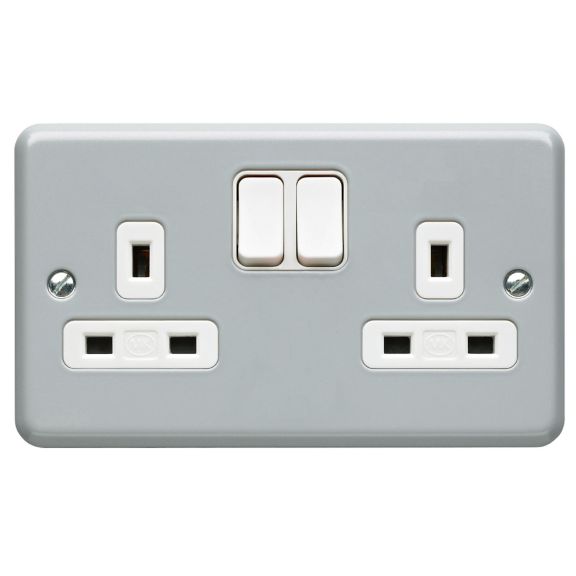 MK K2946ALM 13A 2G DP Switched Metalclad Socket